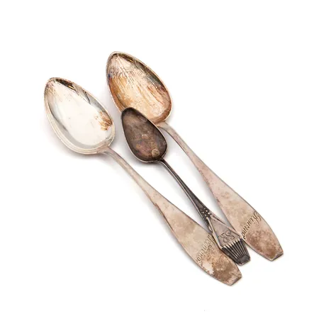 Kaiverrettuja lusikoita, 813, Paino: 59,1 g