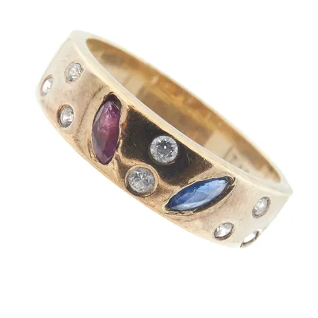 Kivisormus, koko 17, 585br, Paino: 3,9 g