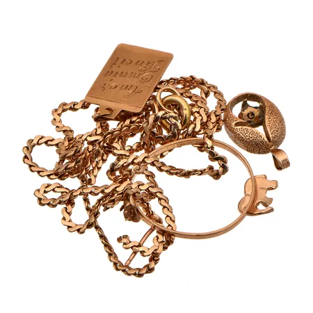 Kultakoruja, osa viallisia, 585, Paino: 7,3 g