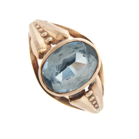 Kivisormus, kaiverrettu, koko 18, 585br Paino: 2,2 g