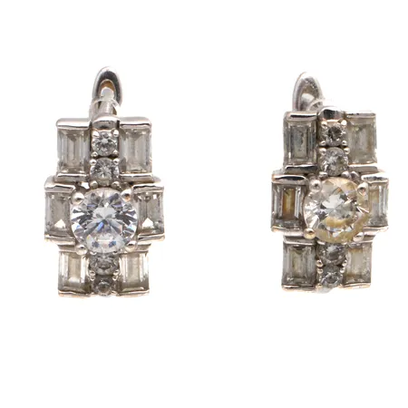 Kivikorvakorut, korkeus 13mm, 416br valkokulta, Paino: 3 g