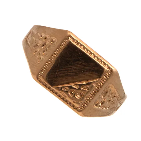 Kantasormus, koko 20, rungossa hieman vääntymää, 585, Paino: 4,2 g