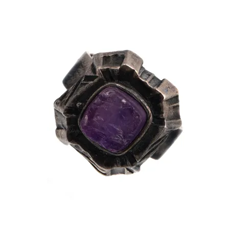 Ametisti-sormus, P.Sarpaneva, koko 17, 830br, Paino: 8,7 g