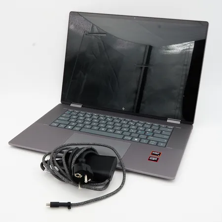 HP Envy x360 2-in-1-kannettava 16-ad0001no (A5AHE3EA) Win 11 Hopea, Mukana ladattava MPP2.0 Tilt -kynä ja laturi, ostokuitti 21.03.2025, takuu voimassa