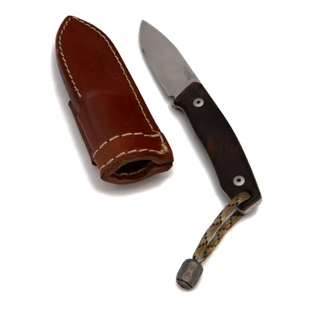 Puukko, Lion steel, Molletta, terän pituus 70mm, nahkatuppi, 
