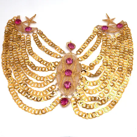 Pukukoru, leveys 44cm, korkeus 19-30cm, 750br,                                                              Paino: 208,6 g