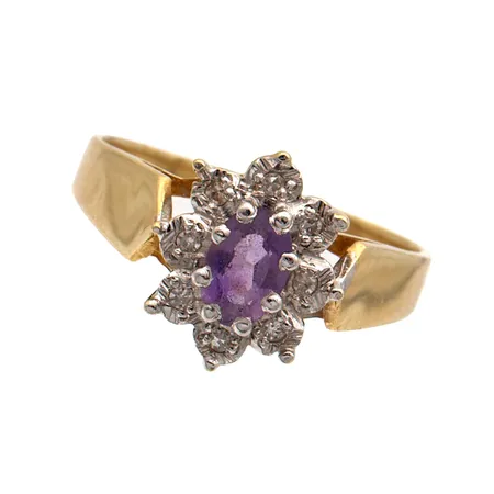 Kivisormus timanteilla 8xn.0.005ct, koko 17¼, rungossa murtuma, 585br