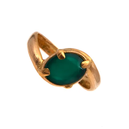 Kivisormus, kivessä kulumia, koko 16¾, leimaamaton 750br,  Paino: 3,2 g