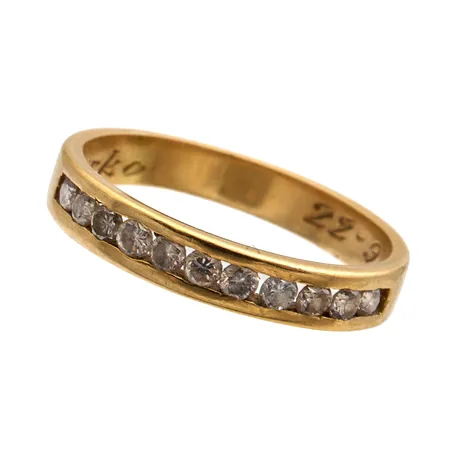 Timanttisormus 11xn.0.03ct, koko 17¼, kaiverrettu, kokoa muutettu, 585br, Paino: 2,6 g