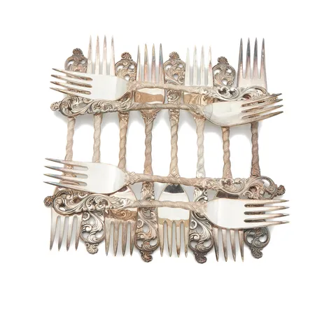 12 ruokaharukkaa, pituus 18cm, 830, Paino: 395,2 g