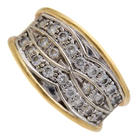 Kivisormus, koko 18½, 750br, Paino: 8,7 g