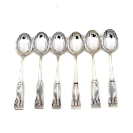 Kuusi kahvilusikkaa, kaiverrettu, Tähkä, pituus 115mm, tekijänleima AT, 830, Paino: 75,9 g