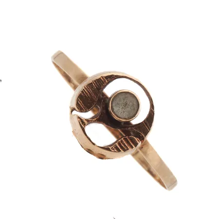 Kivisormus, viallinen, 585br Paino: 1,4 g