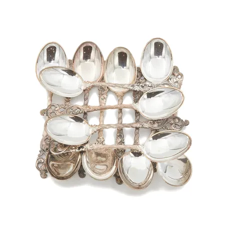 12 jälkiruokalusikkaa, pituus 14,5cm, 830, Paino: 249,7 g