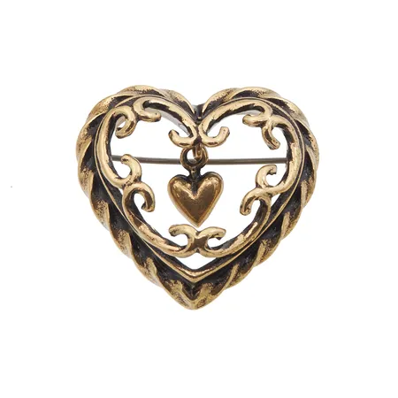 Rintaneula, Talon sydän, Kalevala, mitat 27x25mm, pronssia