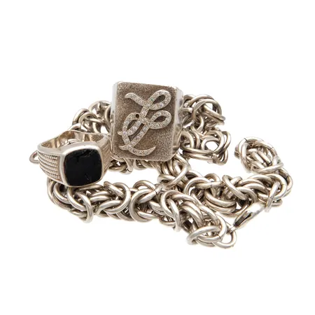 Viallisia hopeakoruja, 925br, Paino: 182,9 g