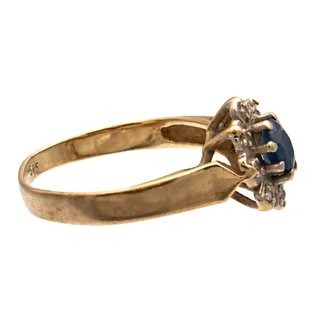 Viallinen sormus, 585br,  Paino: 2,4 g