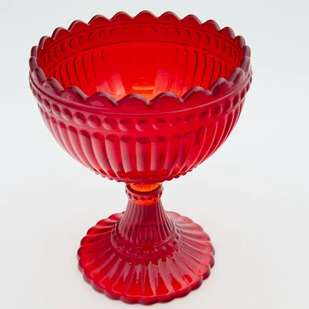 Mariskooli, Iittala Marimekko, punainen, korkeus 150mm, pieni jälki jalassa.