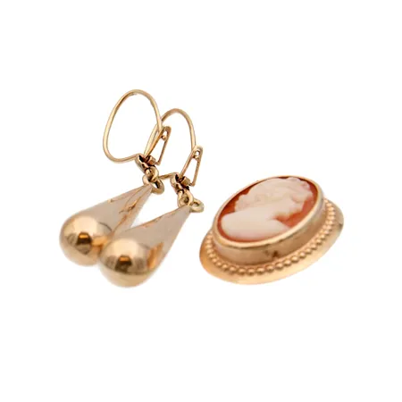 Viallisia kultakoruja, 585br,  Paino: 2,5 g