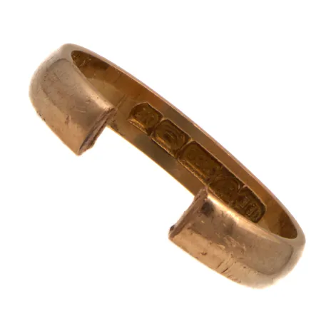 Viallinen sormus, 750, Paino: 4,4 g