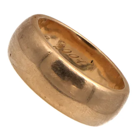 Sileä sormus, koko 21,leveys 8mm, kaiverrettu, 585,  Paino: 17,2 g