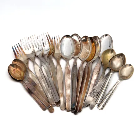 Pöytähopeaa, osa viallisia, 916,  Paino: 604,7 g