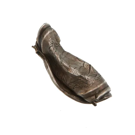 Romuhopeaa, 813, Paino: 27,9 g