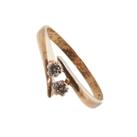 Timanttisormus, 2xn.0.03ct, kaiverrettu, koko 17¼, 585, Paino: 2,3 g