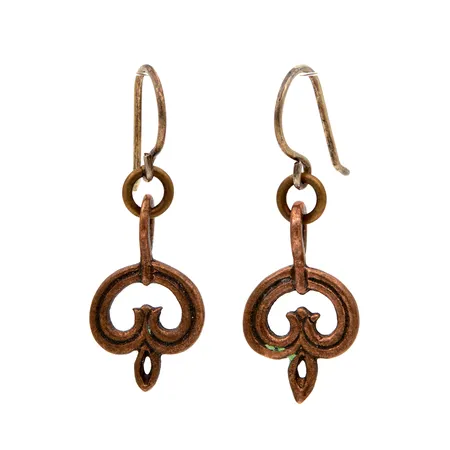 Korvakorut, Kalevala Koru, Karjalainen nauhapunos, korkeus 31mm, pronssia