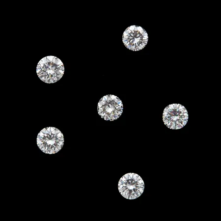 Kuusi irtotimanttia 0.05ct Paino: 0 g