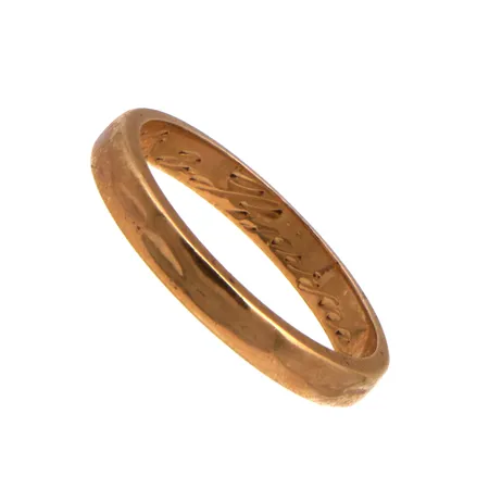 Sileä sormus, kaiverrettu, koko 15½, 750,  Paino: 2,3 g