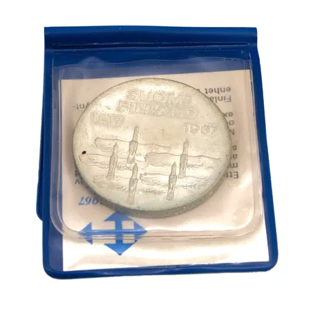 Juhlaraha, Suomen itsenäisyyden kunniaksi 1917-1967, nimellisarvo 10mk, 900,  Paino: 23,9 g