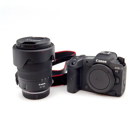 Järjestelmäkamera Canon EOS R5 ja objektiivi Canon 24-105mm F4 L IS USM 0.45m/1.48ft, sarjanumero 2764007456, mukana vastavalosuoja Canon EW-83N ja objektiivin säilytyspussukka.