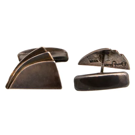 Kalvosinnapit, design Jani Saari, mitat 20x18mm, 925,  Paino: 7,1 g