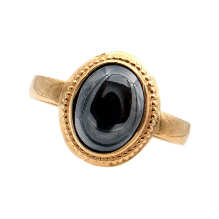 Hematiitti-sormus, koko 17¾, tekijänleima EE (Esko Raitanen), vuodelta 1976, 585br,  Paino: 2,3 g