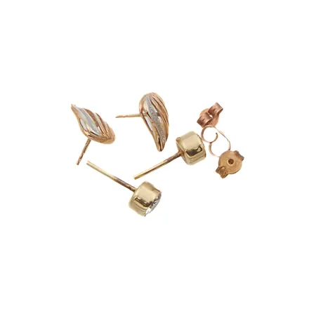 Kultakoruja, 585br,  Paino: 2,6 g