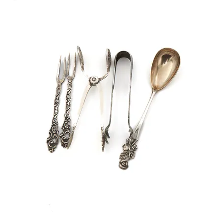 Pöytähopeaa, 813, Paino: 62,6 g