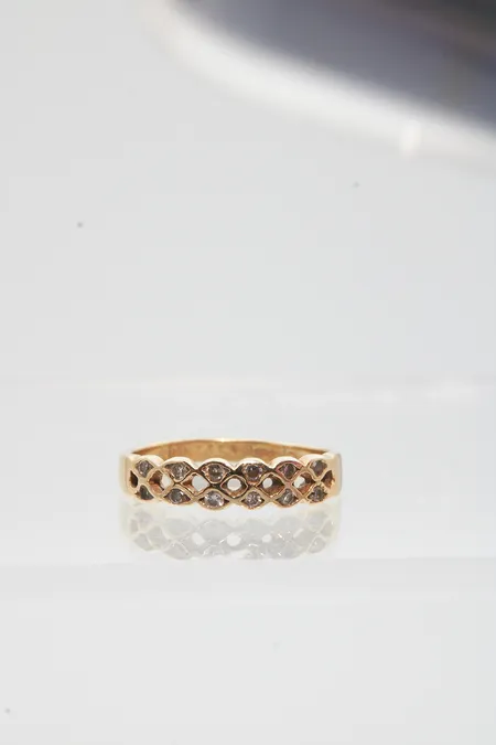 Timanttisormus 12xn.0.02ct, koko 18, 585br, Paino: 2,5 g