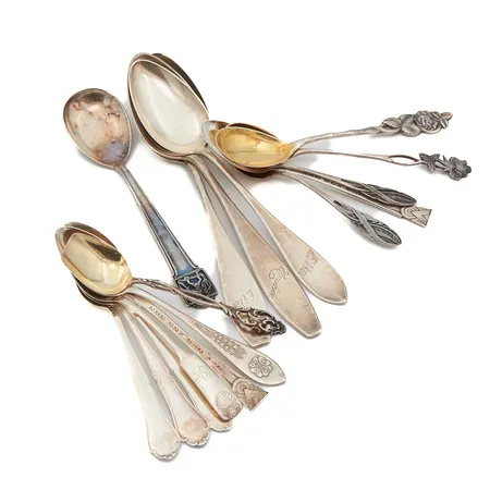 Lusikoita, kaiverrettuja, 813-830, Paino: 245,4 g