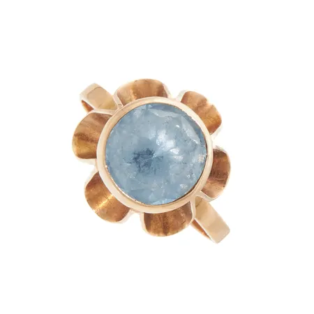 Kivisormus, koko 18½, kaiverrettu, 585br, Paino: 3,6 g