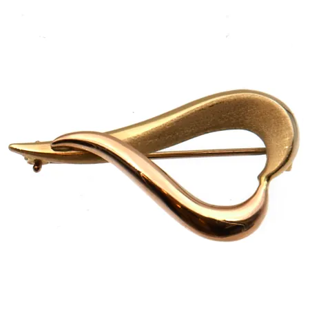 Sydän-rintakoru, korkeus 22mm, leveys 38mm, 585, Paino: 3,3 g