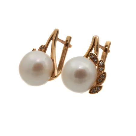 Helmikorvakorut timanteilla 16xn.0.005ct, korkeus 19mm, 585br, Paino: 5,3 g