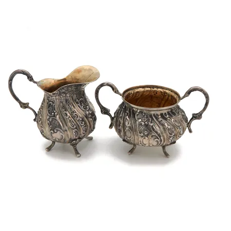 Sokerikko ja kermakko, korkeudet 110mm ja 100mm, 813, Paino: 534,6 g