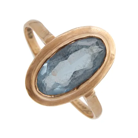 Kivisormus, koko 17, kaiverrettu, käytön jälkiä, 585br, Paino: 2,1 g