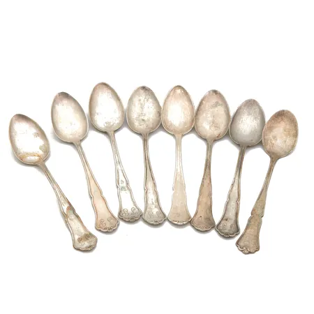 Kahdeksan kahvilusikkaa, Chippendale, kaiverrettu, käytön jälkiä, pituus 118mm, 830,  Paino: 95,1 g