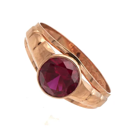 Kivisormus, koko 16¼, 585br,  Paino: 1,5 g