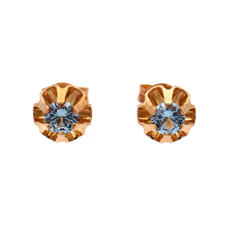 Kivikorvakorut, korkeus 6mm, 585br, Paino: 0,9 g