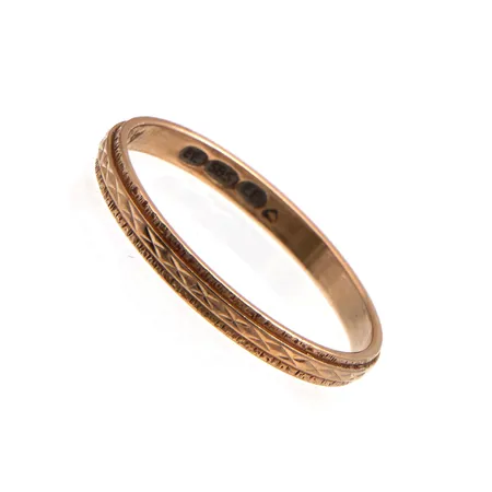 Kuvioitu sormus, koko 16, kaiverrettu, 585,  Paino: 1 g