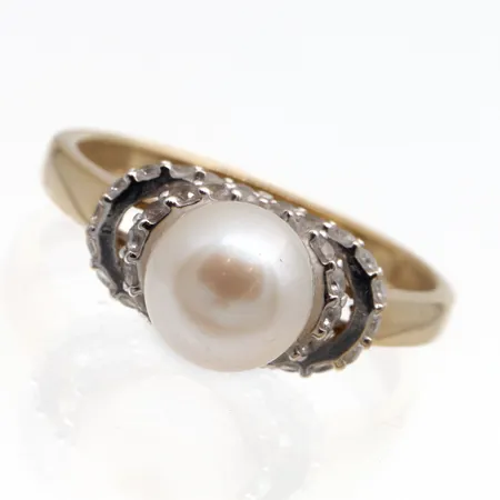 Kivisormus, koko 18, 585br, Paino: 2,9 g