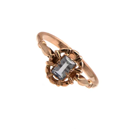 Kivisormus, koko 17½, 585br,  Paino: 2,8 g